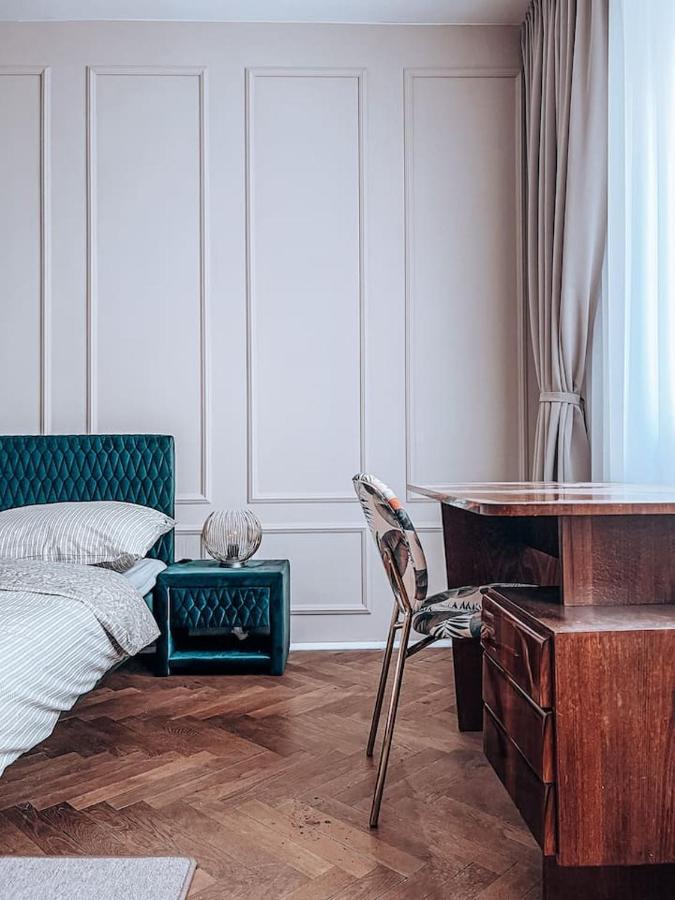 96M2 Of Comfort And Style: 4Bd Apartment In Old Town Братислава Екстериор снимка